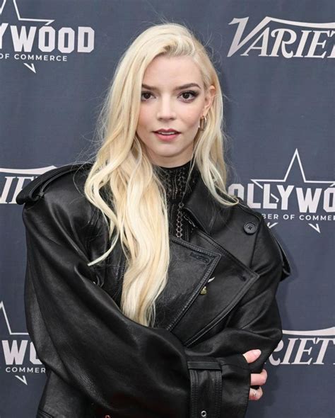 anya taylor-joy follando|Anya Taylor